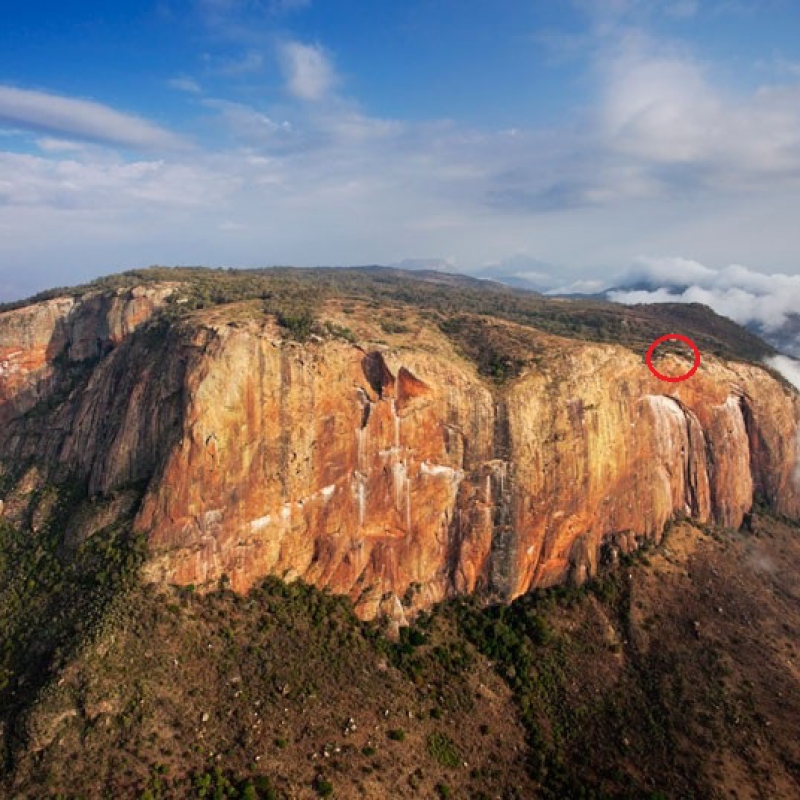Вершина Ол Донио Сапаче